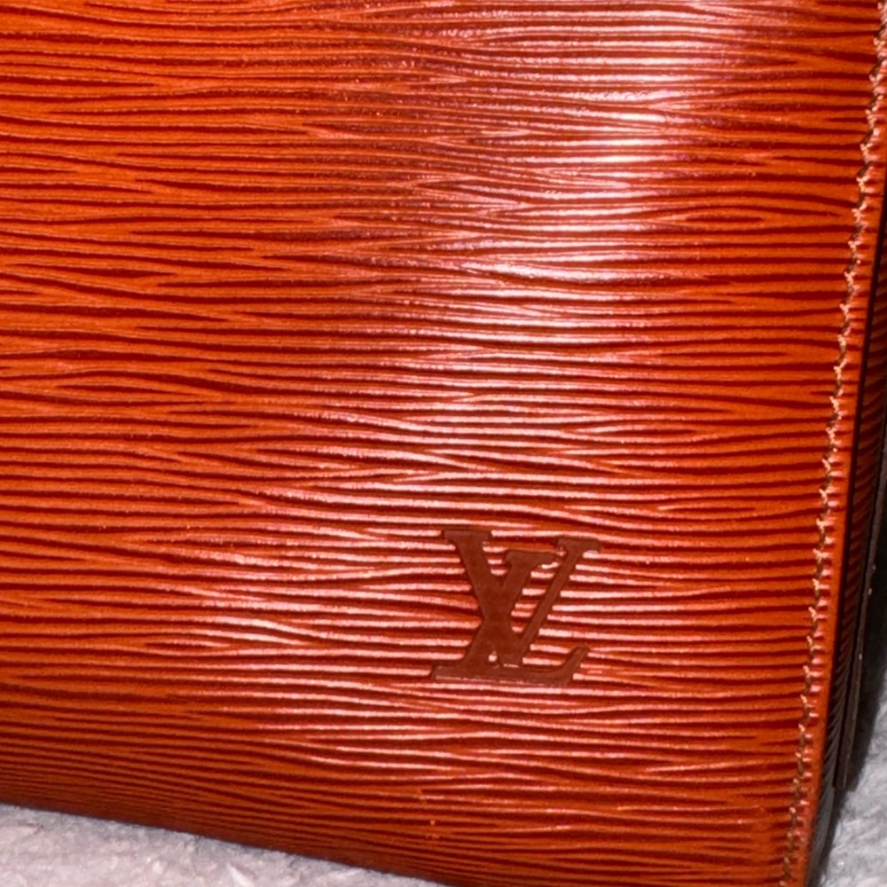 SOLD! LOUIS VUITTON Epi Speedy 30 Kenyan Fawn - Picture 6 of 14